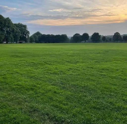 Garden Of Eden 1 Bedroom Flat In Fishponds *