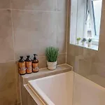 Garden Of Eden 1 Bedroom Flat In Fishponds Apartamento