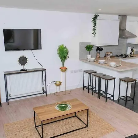 Garden Of Eden 1 Bedroom Flat In Fishponds Apartmán Bristol